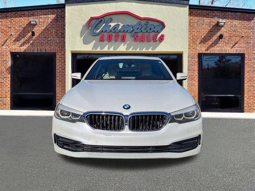 2020 BMW 530 i