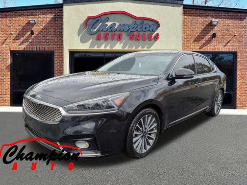 2017 Kia Cadenza Premium