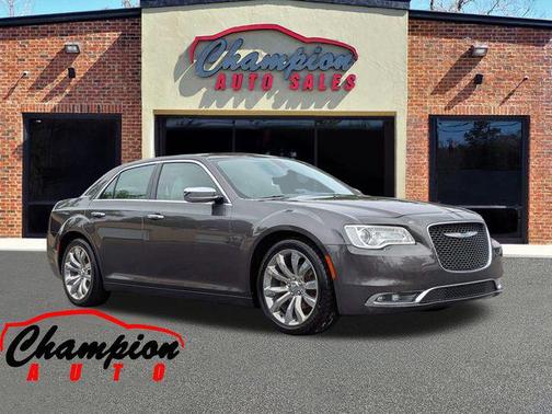 Gray 2018 Chrysler 300 Limited