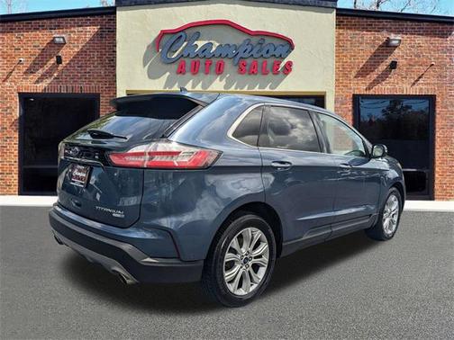 2019 Ford Edge Titanium