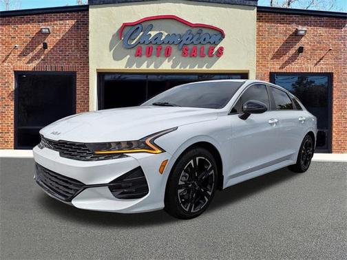 2022 Kia K5 GT-Line