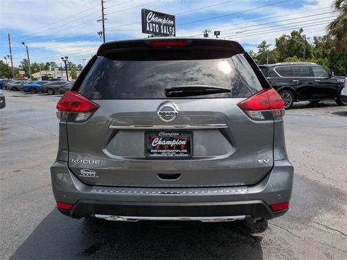 2020 Nissan Rogue SV