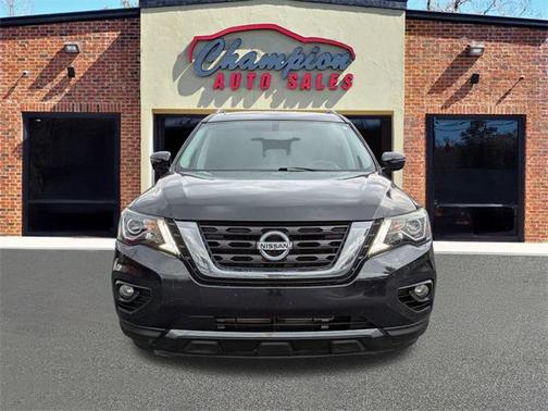 2017 Nissan Pathfinder Platinum