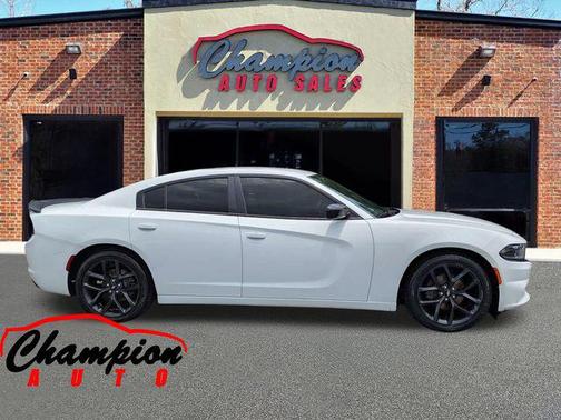 White Knuckle Clearcoat 2019 Dodge Charger SXT Plus