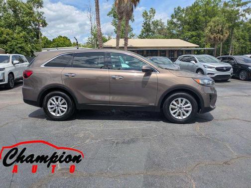 Dragon Brown 2019 Kia Sorento LX