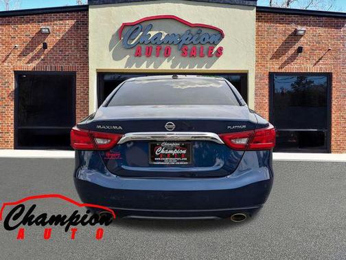Deep Blue Pearl 2017 Nissan Maxima 3.5 Platinum
