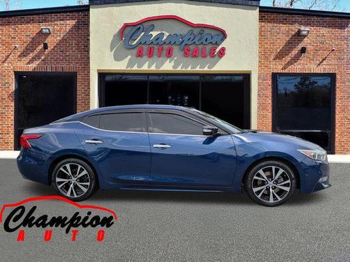Deep Blue Pearl 2017 Nissan Maxima 3.5 Platinum