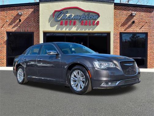 2017 Chrysler 300C Base