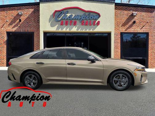 Crystal Beige 2021 Kia K5 LXS