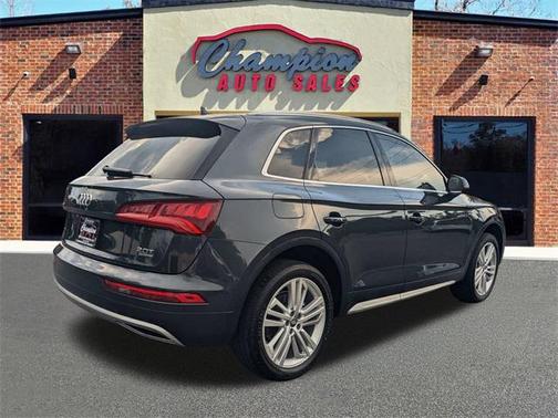 2018 Audi Q5 2.0T Prestige