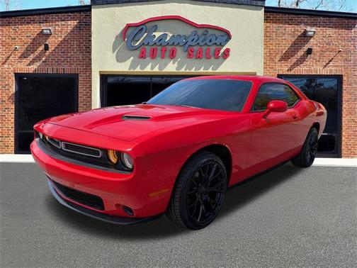 2016 Dodge Challenger SXT