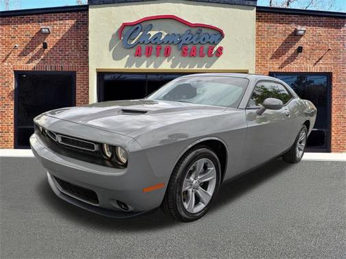 2019 Dodge Challenger SXT