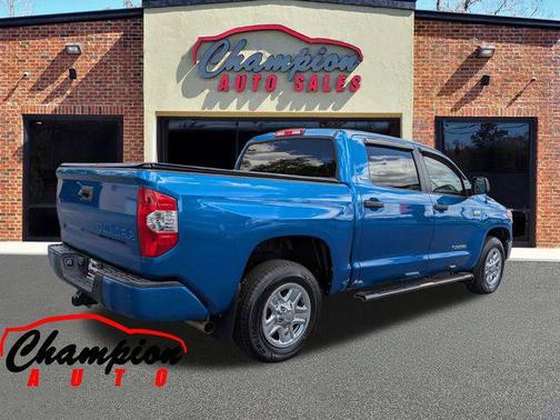 Blazing Blue 2017 Toyota Tundra SR5