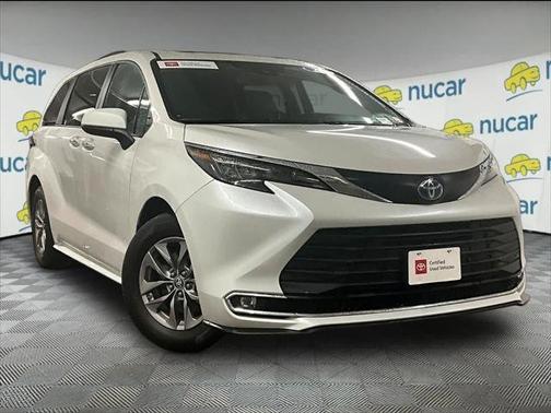 Wind Chill Pearl 2024 Toyota Sienna