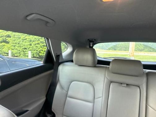 Chromium Silver 2016 Hyundai TUCSON Eco