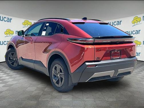 2026 Toyota C-HR SE