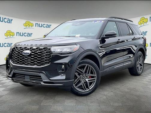 Agate Black Metallic 2025 Ford Explorer ST-Line