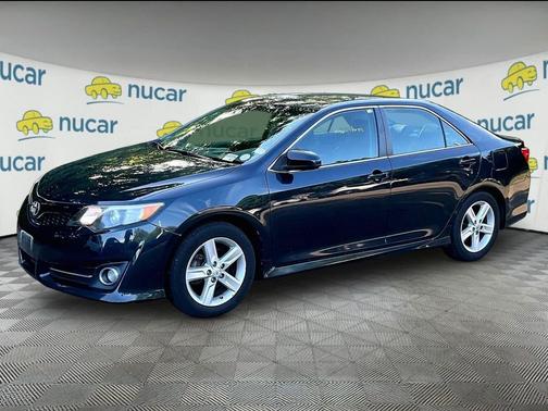 Cosmic Gray Mica 2014 Toyota Camry SE