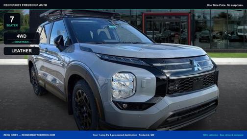 Moonstone Gray Metallic/Black Roof 2026 Mitsubishi Outlander Trail Edition S-AWC