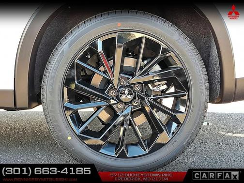 White Diamond / Black 2025 Mitsubishi Outlander PHEV SEL Black Edition