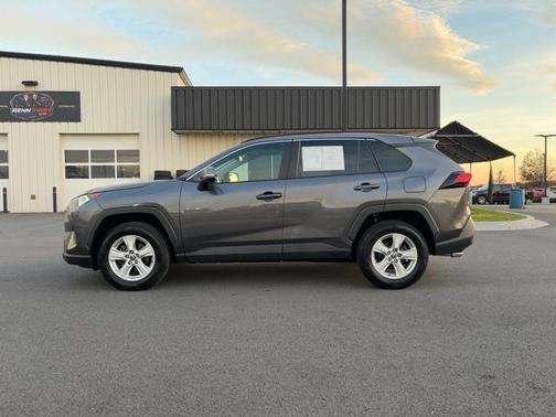 Magnetic Gray Metallic 2021 Toyota RAV4 XLE
