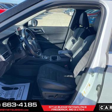 2022 Mitsubishi Outlander SE