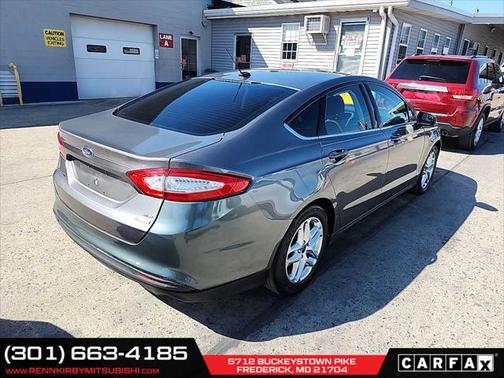 2013 Ford Fusion SE