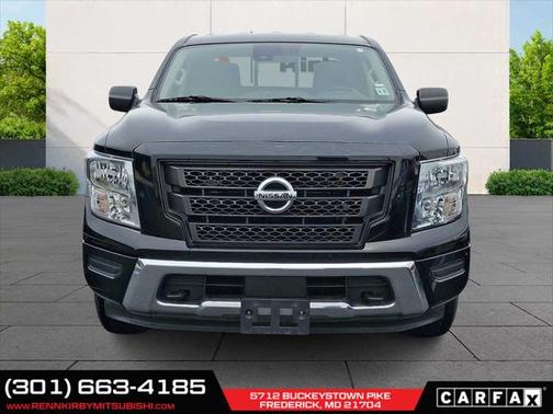 2022 Nissan Titan SV