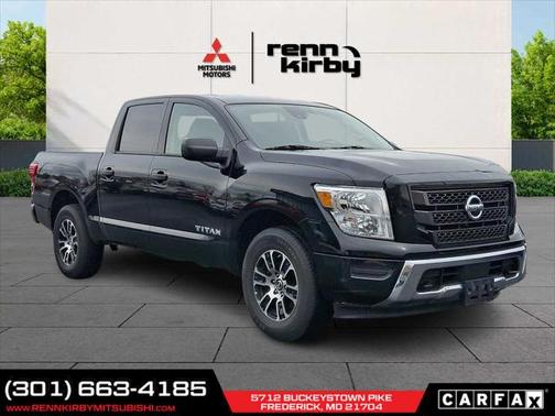 2022 Nissan Titan SV