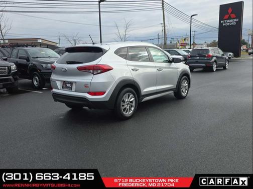2017 Hyundai TUCSON SE