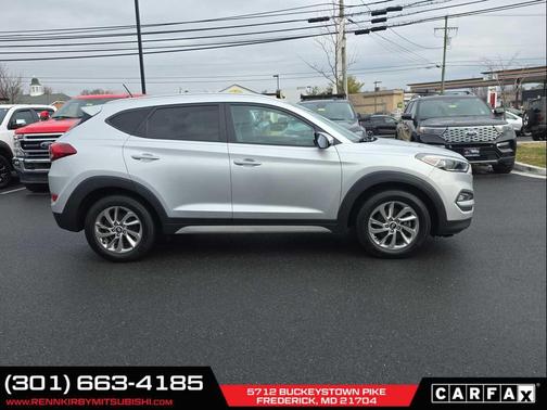 2017 Hyundai TUCSON SE