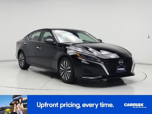 Black 2025 Nissan Altima S