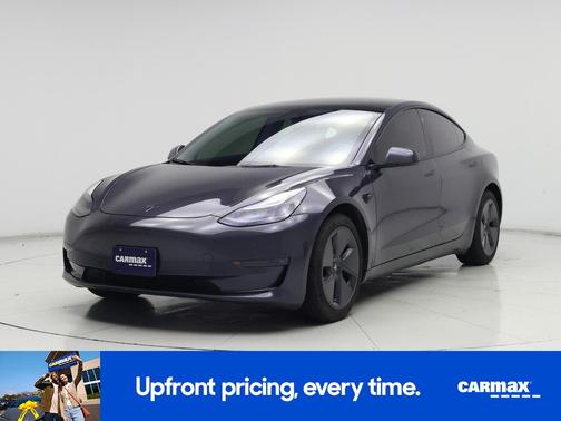 Gray 2022 Tesla Model 3 Long Range