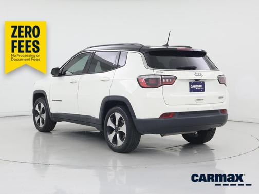 White 2018 Jeep Compass Latitude