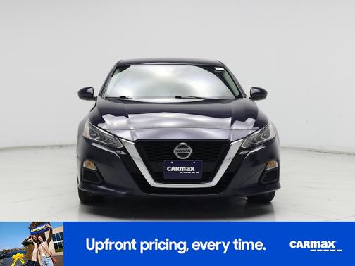 2022 Nissan Altima SV