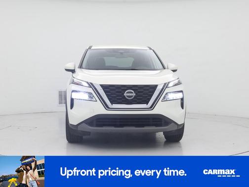 White 2023 Nissan Rogue SV