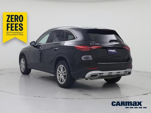 Black 2023 Mercedes-Benz GLC 300