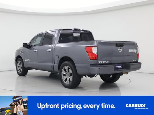 2017 Nissan Titan SV