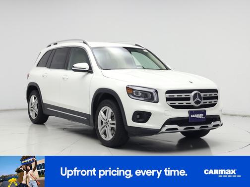 White 2022 Mercedes-Benz GLB 250