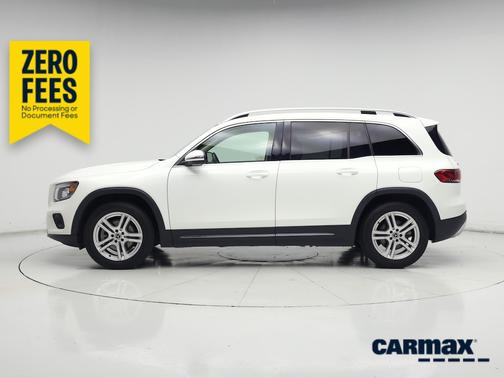White 2022 Mercedes-Benz GLB 250
