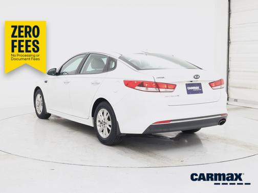 White 2017 Kia Optima LX