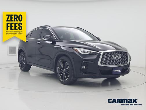 Black 2023 INFINITI QX55 Essential
