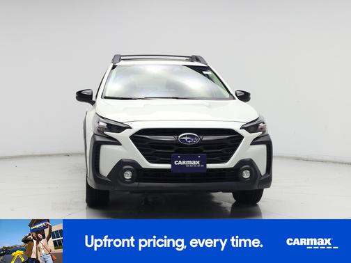 White 2025 Subaru Outback Onyx Edition XT