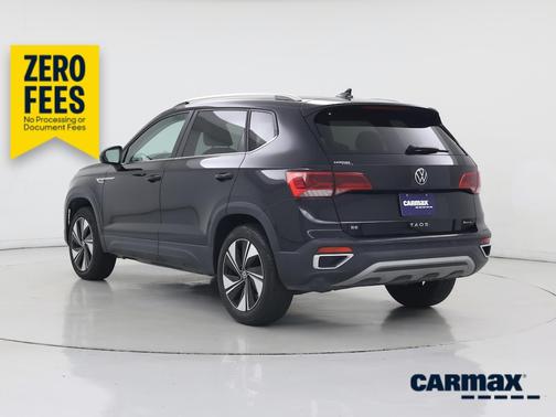 Black 2024 Volkswagen Taos SE