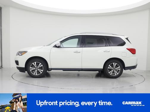 White 2020 Nissan Pathfinder SL