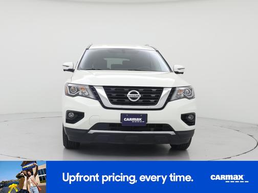 White 2020 Nissan Pathfinder SL