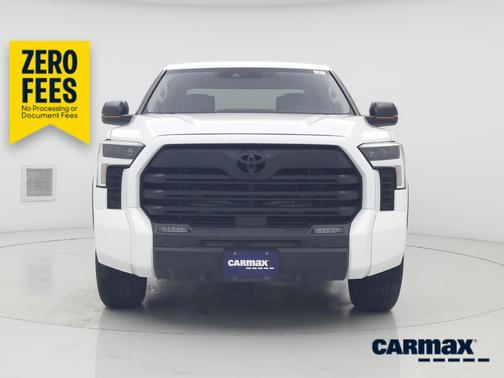 White 2022 Toyota Tundra SR5