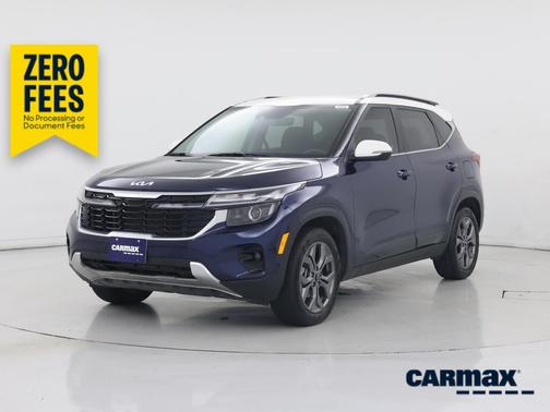 Blue 2024 Kia Seltos S