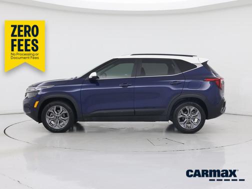 Blue 2024 Kia Seltos S