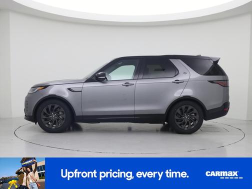 Gray 2024 Land Rover Discovery SE Dynamic